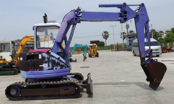 ขายด่วน375,000บาทรถเเบคโฮ โคมัสซู PC50U2รถนอกเพื่งนำเข้ามาใหม่สวยเดิมๆเคื่องดีปั่มแรงคอลโทลน้ำมันปั้มนิ้ว บูมอามร์สวยเร็วแรงไม่โหลด เครื่องโคมัสซู4สูบ 4D84ระบบดีครบรถยังไม่เคยใช้งานในไทยเลย