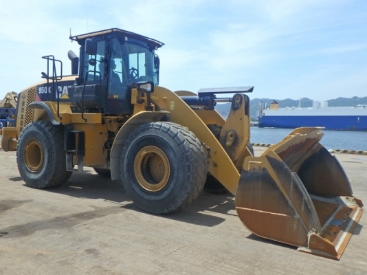 ขายรถตักล้อยาง CAT 950K ปี 2015 นำเข้าเองจากญี่ปุ่น สภาพสวยพร้อมใช้ ถึงเร็วๆนี้ครับ