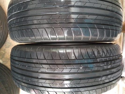 ยาง215 60 16 ปี14ดอกหนานิ่มๆคู่ล่ะ1500 ยาง215 60 16 ปี14ดอกหนานิ่มๆคู่ล่ะ1500