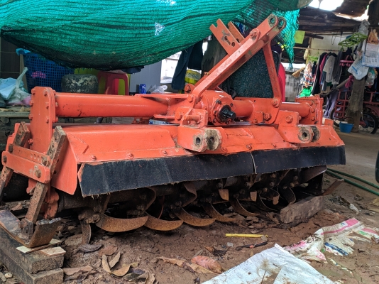 ขายรวมผานบุกเบิก4 กับโรตารี่1.6 เมตร ใช้กับรถไถ34-40 แรง