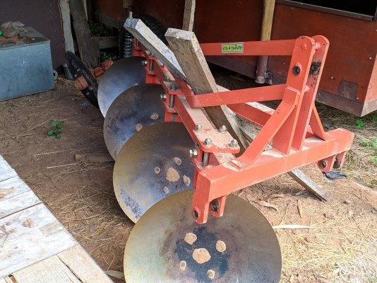 ขายรวมผานบุกเบิก4 กับโรตารี่1.6 เมตร ใช้กับรถไถ34-40 แรง