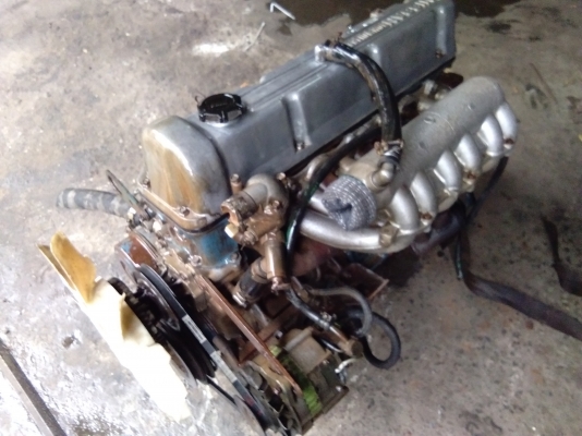 ขายเครื่องยนต์ดีเซลนิสสันหกสูบขับหลัง 12850  บาท