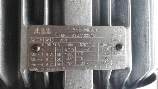 ขายปั๊มลม175ลิตร ไฟ3เฟส มอเตอร์น่าจะ7.5แรงครับ เสียงเงียบปั๊มไวมาก ขาย 15500 บาท