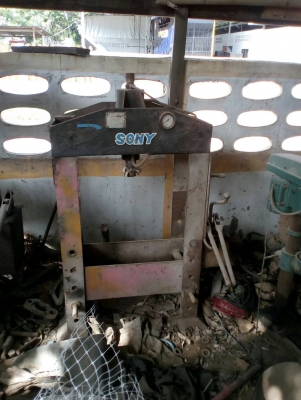 ขาย แท่นอัด 15 ตัน