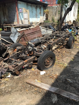 ขายอีกครั้งสำหรับคนพร้อมเท่านั้น ขายซาก d-max  จับซากรถkia เป็นอะไหล่ครับมัดรวม 35,000