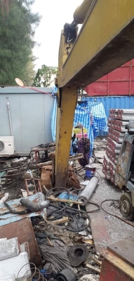 KOMATSU PC 200-5 KOMATSU PC 200-5