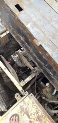 KOMATSU PC 200-5 KOMATSU PC 200-5