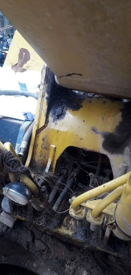 KOMATSU PC 200-5 KOMATSU PC 200-5