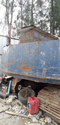 KOMATSU PC 200-5 KOMATSU PC 200-5