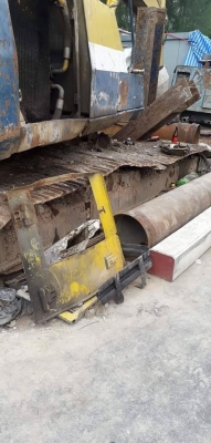 KOMATSU PC 200-5 KOMATSU PC 200-5