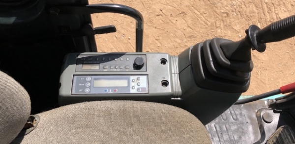 ขายรถขุด KOBELCO SK135SR หัวแม่เหล็ก นำเข้าเองจากญี่ปุ่น สภาพสวยพร้อมใช้ มีVDOการทำงานครับ