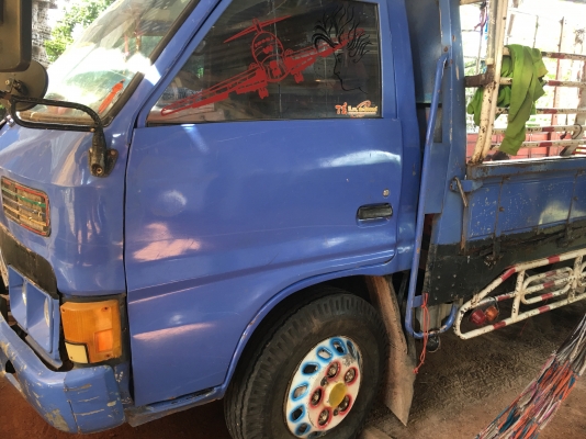 Isuzu ks 110 เครื่องดี ยางดี ภาษีไม่ขาด เอกสารพร้อมโอน ราคา 125,000฿ สนใจ 082-1113135