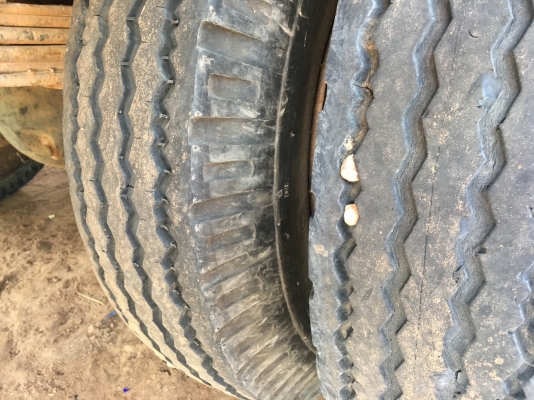 Isuzu ks 110 เครื่องดี ยางดี ภาษีไม่ขาด เอกสารพร้อมโอน ราคา 125,000฿ สนใจ 082-1113135
