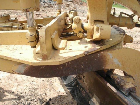 รถเกรด CAT 140H รถเกรด CAT 140H