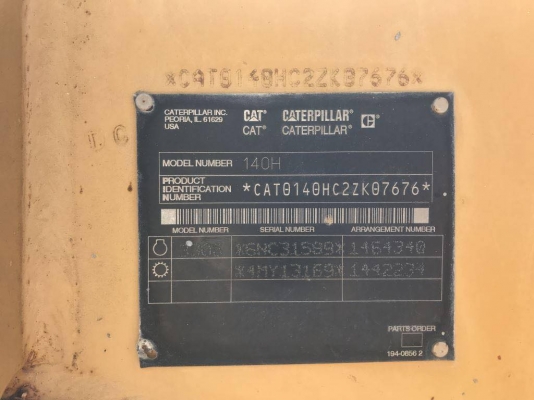 รถเกรด CAT 140H