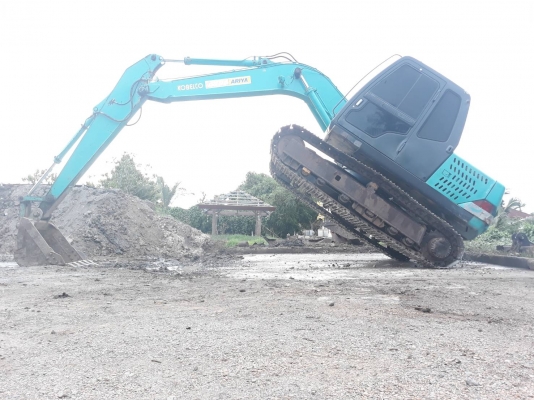 Kobelco SK 120 mark 3 เอกสารอินวอยซ์ เครื่องเดิม ปั๊มแรง ไฟฟ้าครบ บูมปลายพิเศษ มีตัวสับคอนโทรล เอวแน่น เฟรมสวย โซ่หนา ใบแทรค 60 cm แถมแอร์ Kobelco SK 120 mark 3 เอกสารอินวอยซ์ เครื่องเดิม ปั๊มแรง ไฟฟ้าครบ บูมปลายพิเศษ มีตัวสับคอนโทรล เอวแน่น เฟรมสวย โซ่หนา ใบแทรค 60 cm แถมแอร์