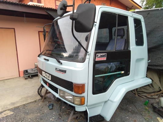 ขาย !!! หัวสิบล้อ isuzu ร็อคกี้  ตาหวาน เก่าญี่ปุ่น พร้อมใช้ มีขาดีดหน้า-ขาคำ้หลัง คันเกียร์ เบรคทิฟฟี่ เรือนไมล์ คอลโซน สวยครบ