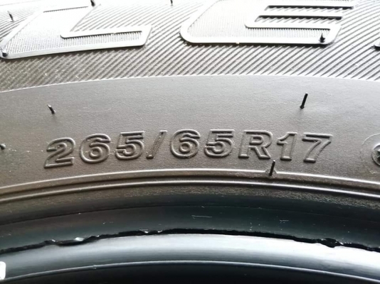 ยาง​ Bridgestone 265 65 17 ปี18 ดอกเต็ม ใช้ยาว มี​ให้​เลือก​2​ชุด​ ราคา​ไม่​แพง​