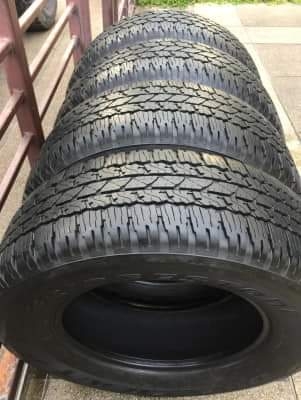 ยาง​ Bridgestone 265 65 17 ปี18 ดอกเต็ม ใช้ยาว มี​ให้​เลือก​2​ชุด​ ราคา​ไม่​แพง​