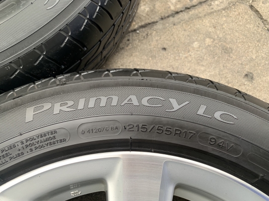 ล้อแม็ก Toyota Camry ขอบ 17 (ลาย 9 ก้าน) พร้อมยาง 215-55-17 Michelin ปลายปี 15