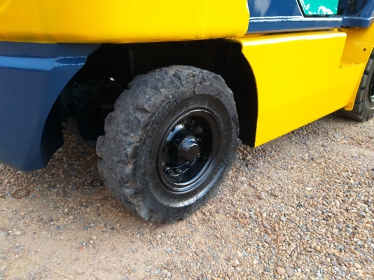 ขายรถยก KOMATSU FD25-14 เครื่องดีเซล 4D94E เสาสูง4.5เมตร เสาเข้าตู้3ท่อน ยกได้2.5ตัน เกียร์ออโต้ รถนอกนำเข้า มีเอกสารการนำเข้า ติดต่อ 098-7962549 ขายรถยก KOMATSU FD25-14 เครื่องดีเซล 4D94E เสาสูง4.5เมตร เสาเข้าตู้3ท่อน ยกได้2.5ตัน เกียร์ออโต้ รถนอกนำเข้า มีเอกสารการนำเข้า ติดต่อ 098-7962549