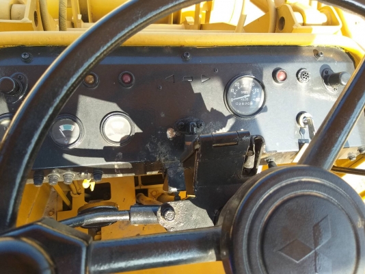 ขายรถตักล้อยาง MITSUBISHI WS3 เครื่องS4E 2เพลา เอวอ่อน รถนำเข้า ติดต่อ 098-7962549