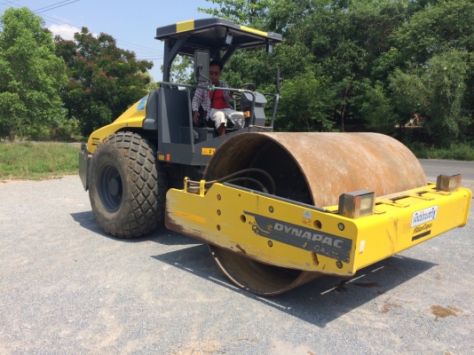 ขายรถบด DYNAPAC สภาพพร้อมไช้