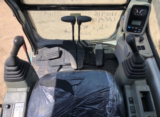 ขายรถขุด KOBELCO SK135SR มีลายหัวกระแทก นำเข้าเองจากญี่ปุ่น สภาพสวยพร้อมใช้ มีVDOการทำงานครับ ขายรถขุด KOBELCO SK135SR มีลายหัวกระแทก นำเข้าเองจากญี่ปุ่น สภาพสวยพร้อมใช้ มีVDOการทำงานครับ