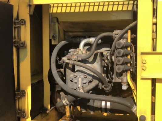 ขายรถขุด KOMATSU PC120-6E ลายหัวกระแทก นำเข้าเองจากญี่ปุ่น สภาพสวยพร้อมใช้ มีVDOการทำงานครับ