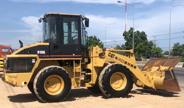 ขายรถตักล้อยาง CAT 910G นำเข้าเองจากญี่ปุ่น สภาพสวยพร้อมใช้ มีVDOการทำงานครับ