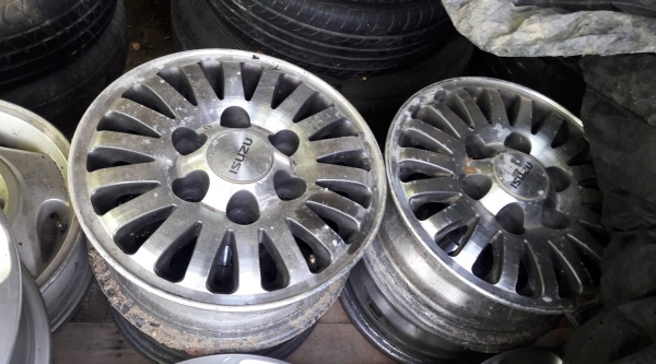 ขอบ14..สีเดิมๆ..ชุด2,900฿