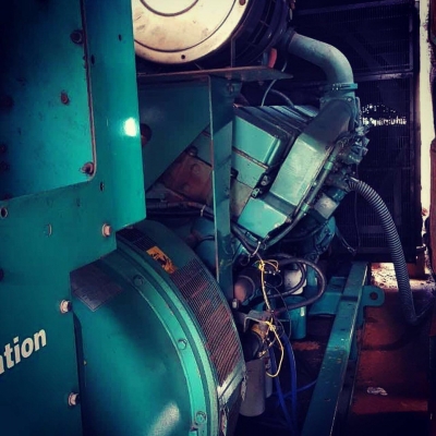 เครื่องปั่นไฟมือสอง Cummins KTA50-G3 1250kva/1000kw เครื่องปั่นไฟมือสอง Cummins KTA50-G3 1250kva/1000kw