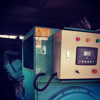 เครื่องปั่นไฟมือสอง Cummins KTA50-G3 1250kva/1000kw เครื่องปั่นไฟมือสอง Cummins KTA50-G3 1250kva/1000kw