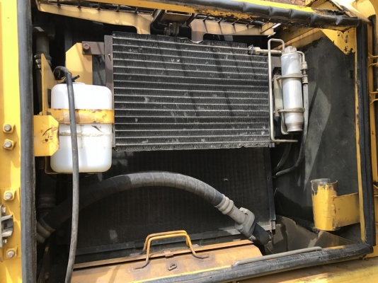 ขายรถขุด KOMATSU รุ่น PC210-6E รถปี 2000 นำเข้าจากญี่ปุ่น ไม่เคยใช้งานในไทย ขายรถขุด KOMATSU รุ่น PC210-6E รถปี 2000 นำเข้าจากญี่ปุ่น ไม่เคยใช้งานในไทย