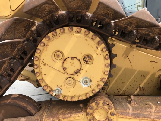 ขายรถดันดิน CAT D6N รถปี 2006 สภาพสวยมาก ๆ ใช้งาน 5 พันชั่วโมงเท่านั้น ขายรถดันดิน CAT D6N รถปี 2006 สภาพสวยมาก ๆ ใช้งาน 5 พันชั่วโมงเท่านั้น