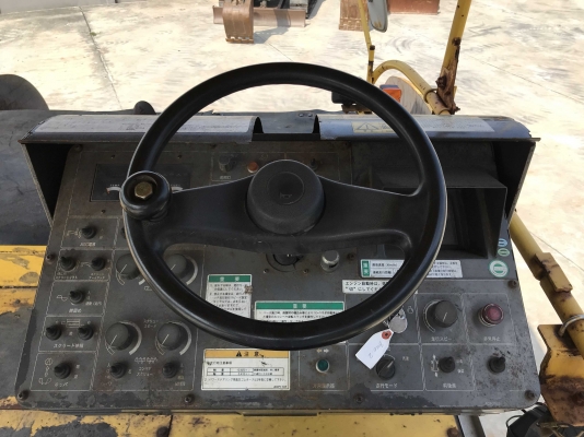 ขายรถปูยาง Sumitomo รุ่น HA60W-5 รถปี 2004 เดิม ๆ นำเข้าตรงจากญี่ปุ่น ราคาไม่แพงครับ ขายรถปูยาง Sumitomo รุ่น HA60W-5 รถปี 2004 เดิม ๆ นำเข้าตรงจากญี่ปุ่น ราคาไม่แพงครับ