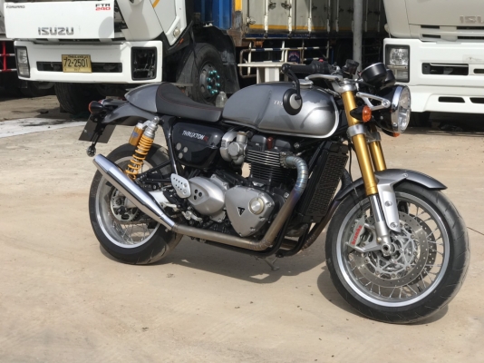 TRIUMPH THRUXTON R ปี2016 ไมล์ 1679 จัดได้ 4.5 แสน รถไม่เคยล้ม ไม่มีรอย ราคา 495,000 #เลขทะเบียนสวยทั้งสองคัน สนใจ. 081-3097045 TRIUMPH THRUXTON R ปี2016 ไมล์ 1679 จัดได้ 4.5 แสน รถไม่เคยล้ม ไม่มีรอย ราคา 495,000 #เลขทะเบียนสวยทั้งสองคัน สนใจ. 081-3097045