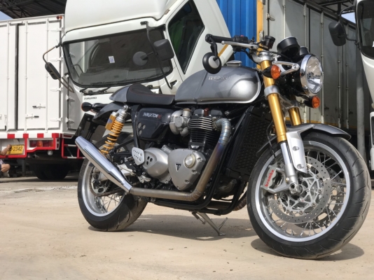 TRIUMPH THRUXTON R ปี2016 ไมล์ 1679 จัดได้ 4.5 แสน รถไม่เคยล้ม ไม่มีรอย ราคา 495,000 #เลขทะเบียนสวยทั้งสองคัน สนใจ. 081-3097045 TRIUMPH THRUXTON R ปี2016 ไมล์ 1679 จัดได้ 4.5 แสน รถไม่เคยล้ม ไม่มีรอย ราคา 495,000 #เลขทะเบียนสวยทั้งสองคัน สนใจ. 081-3097045