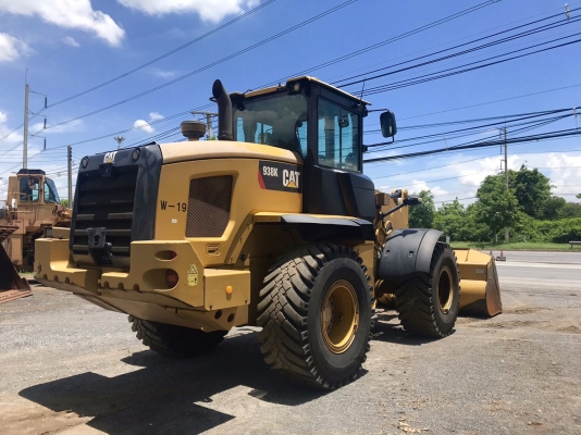 ขายรถตัก CATERPILLAR 938K นำเข้าจากญี่ปุ่น พร้อมใช้ครับ  ติดต่อ 063-9316985 ID LINE : 0639316985 ครับ