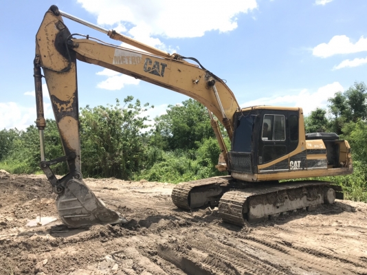 ขาย 495,000 CAT 320 v 2 ไฟฟ้าครบ เครื่องดี ปั้มแรง เอวแน่น ช่วงล่างพอใช้ เอกสารซื้อขาย รถอยู่ นครปฐม 090-772-3710 090-772-3708