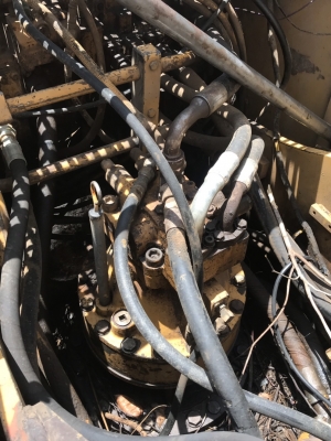 ขาย 495,000 CAT 320 v 2 ไฟฟ้าครบ เครื่องดี ปั้มแรง เอวแน่น ช่วงล่างพอใช้ เอกสารซื้อขาย รถอยู่ นครปฐม 090-772-3710 090-772-3708