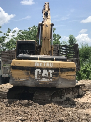 ขาย 495,000 CAT 320 v 2 ไฟฟ้าครบ เครื่องดี ปั้มแรง เอวแน่น ช่วงล่างพอใช้ เอกสารซื้อขาย รถอยู่ นครปฐม 090-772-3710 090-772-3708