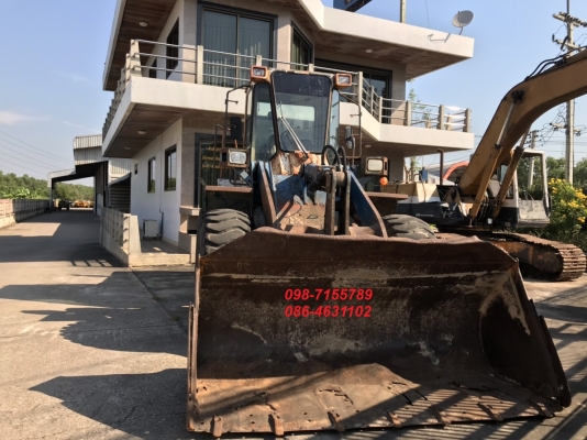 ขาย!! >>> รถตักล้อยาง Komatsu WA300-1 รถพร้อมใช้งาน <<< เบอร์ติดต่อ 098-7155789 086-4631102
