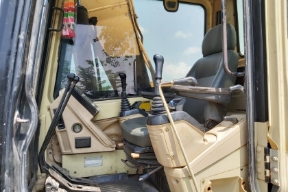 ขาย!! >>> CAT 312V.2 สภาพสวยเดิม <<< เบอร์ติดต่อ 098-7155789 086-4631102