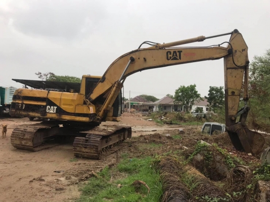ขาย 450,000 CAT 320 v2 เครื่องดี ปั๊มแรง ไฟฟ้าตัดเอวแน่น ช่วงล่างดี รถพร้อมใช้งาน เอกสารซื้อขาย รถอยู่ นครปฐม 090-772-3710 090-772-3708