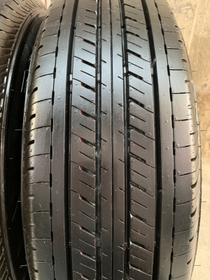 ยางป้ายแดง 215-70-16 Bridgestone ดอกยางเต็มๆ ตุ่มเป้งๆ
