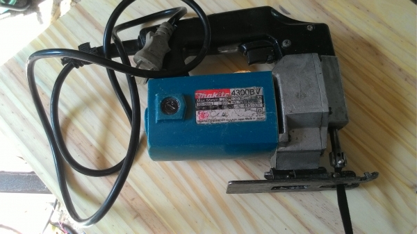 จิ๊กซอว์ makita 4300BV มือสอง