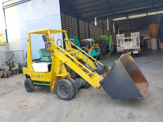 รถตักเล็ก ดีเซล TCM SD10Z6  เครื่องยนต์ดีเซล อีซูซุC240 (รับประกันเครื่องยนต์ ) ตักได้1ตันยกสูง3เมตร เก่าญี่ปุ่น ราคา 200,000 บาทรถพร้อมใช้งาน รับรองคุณภาพ สนใจติดต่อ #KPGแทรคเตอร์ 081-8416818, 083-4355829, 092-9938255  รับรองคุณภาพ ติดต่อสอบถามได้ที