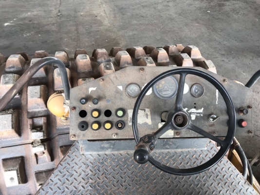 ขาย 295,000 รภฟอคร์ลิป KOMATSU FD35-4 ขนาด 3.5 ตัน ยกได้ 4 ม.งาคว่ำหงายได้ เครื่อง KOMATSU เกียร์แรง