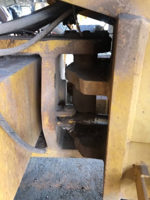 ขาย 295,000 รภฟอคร์ลิป KOMATSU FD35-4 ขนาด 3.5 ตัน ยกได้ 4 ม.งาคว่ำหงายได้ เครื่อง KOMATSU เกียร์แรง